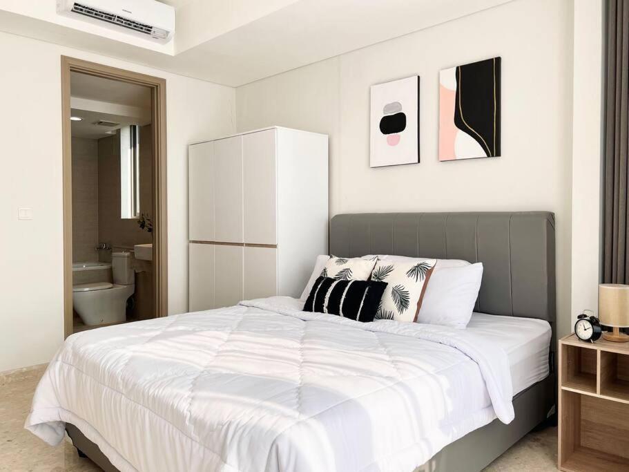 Stylish Seaview 3 Bedroom At Pik Apartemen