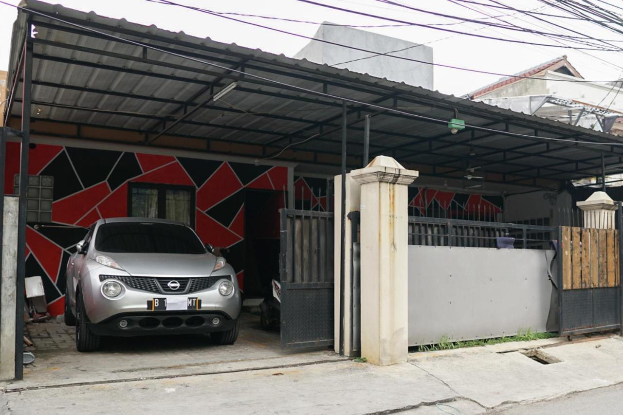 Cosmo Tanjung Duren Mitra Reddoorz 2* Jakarta