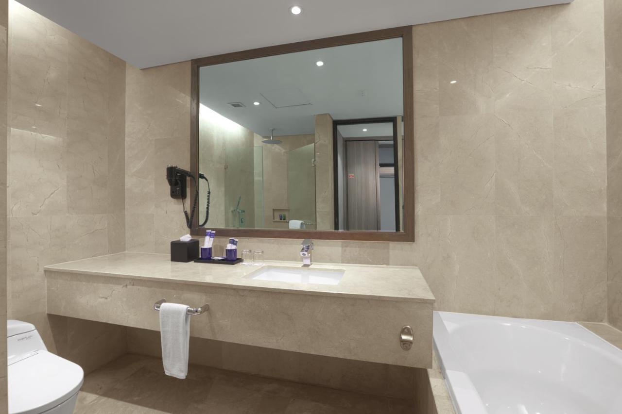 Hotel Aston Priority Simatupang And Conference Center Jakarta