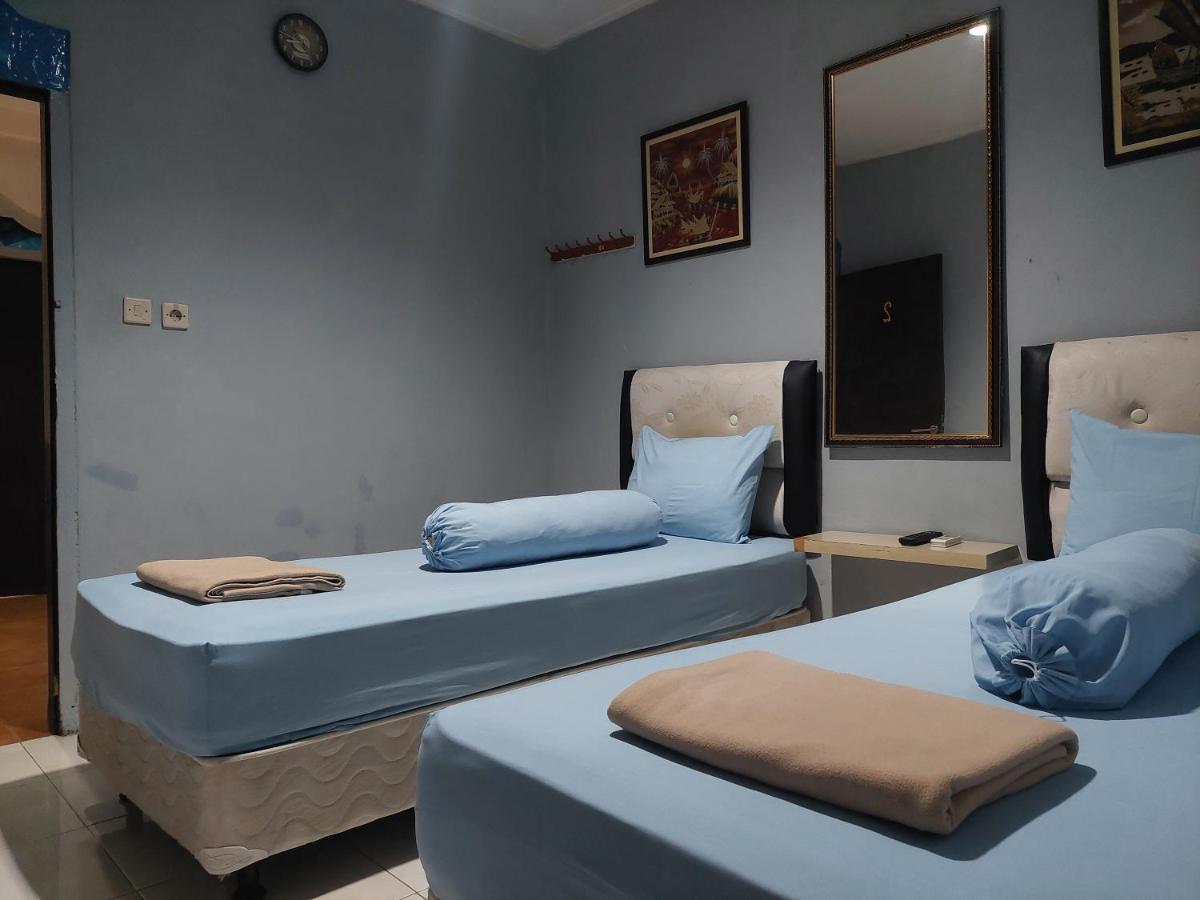 Guest house Seruni Kemanggisan Jakarta