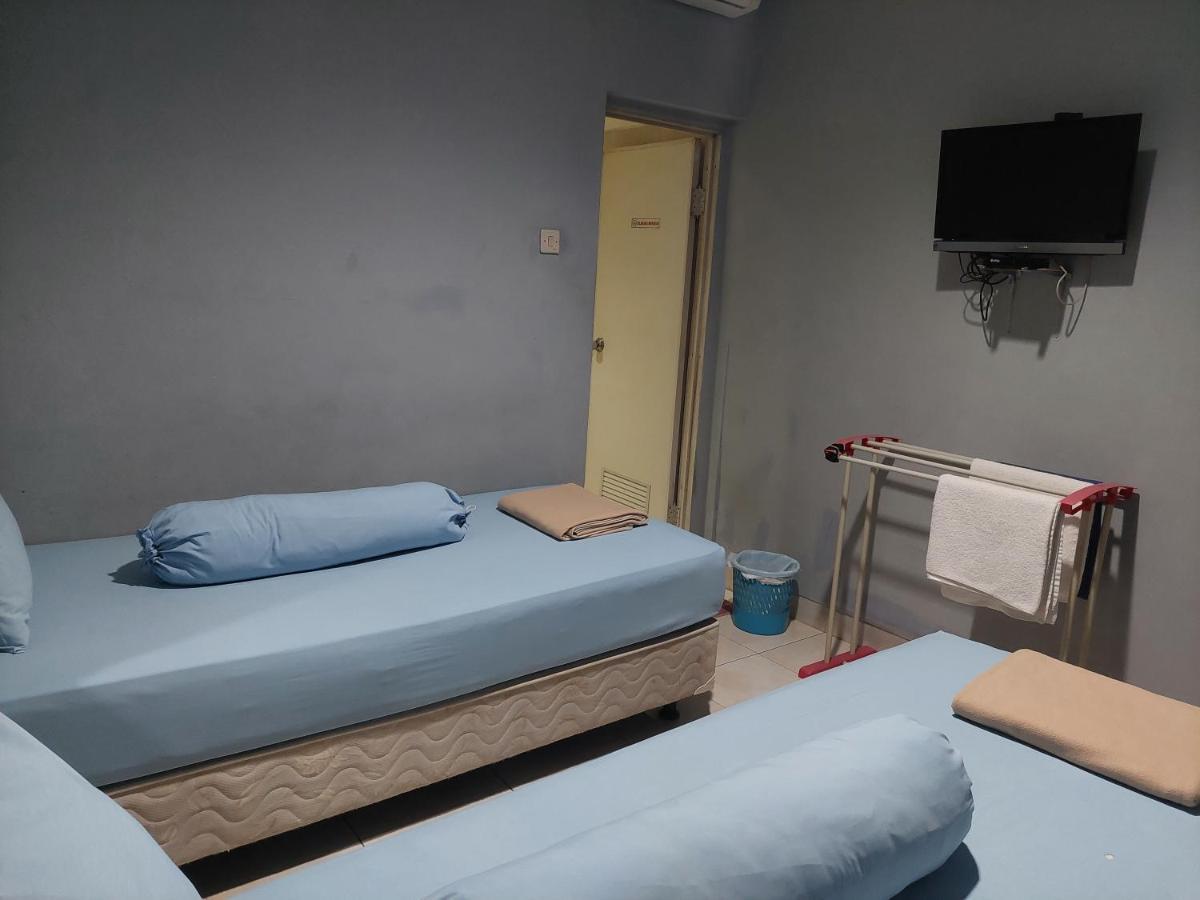 Seruni Kemanggisan Guest house *
