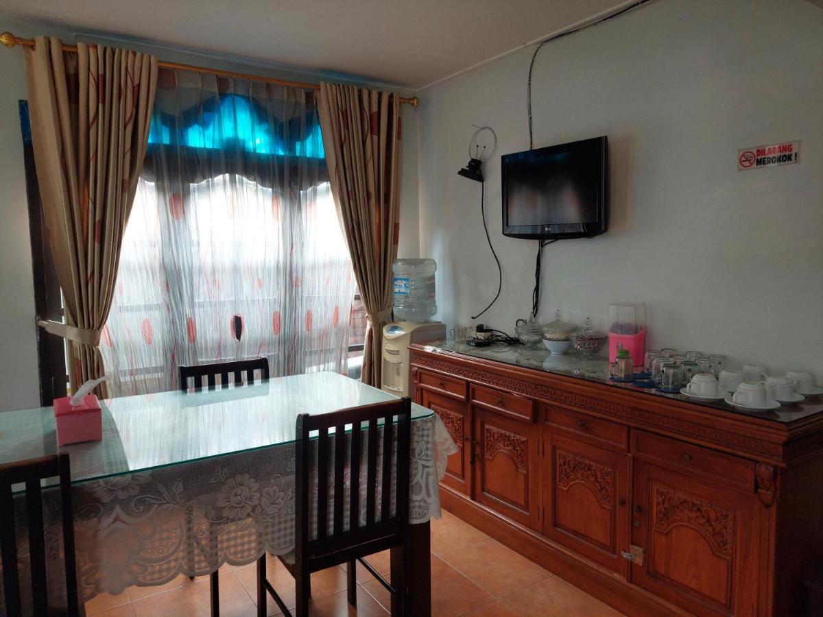 Guest house Seruni Kemanggisan Jakarta