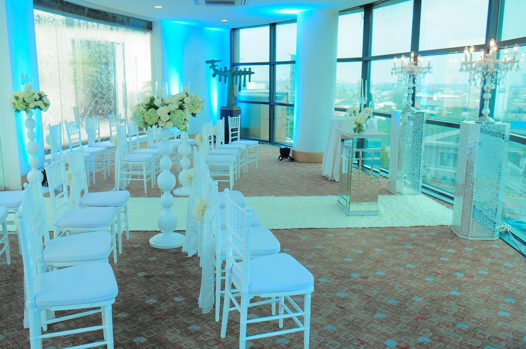 Menara Peninsula Hotel Jakarta