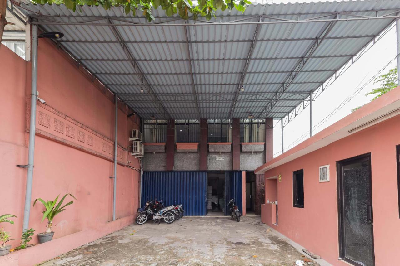 Reddoorz Syariah Near Stasiun Karet Hotel Jakarta