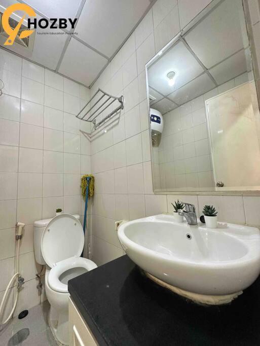 Apartemen Signature Park Grande Serviced Condominium Lrt 2br Jakarta