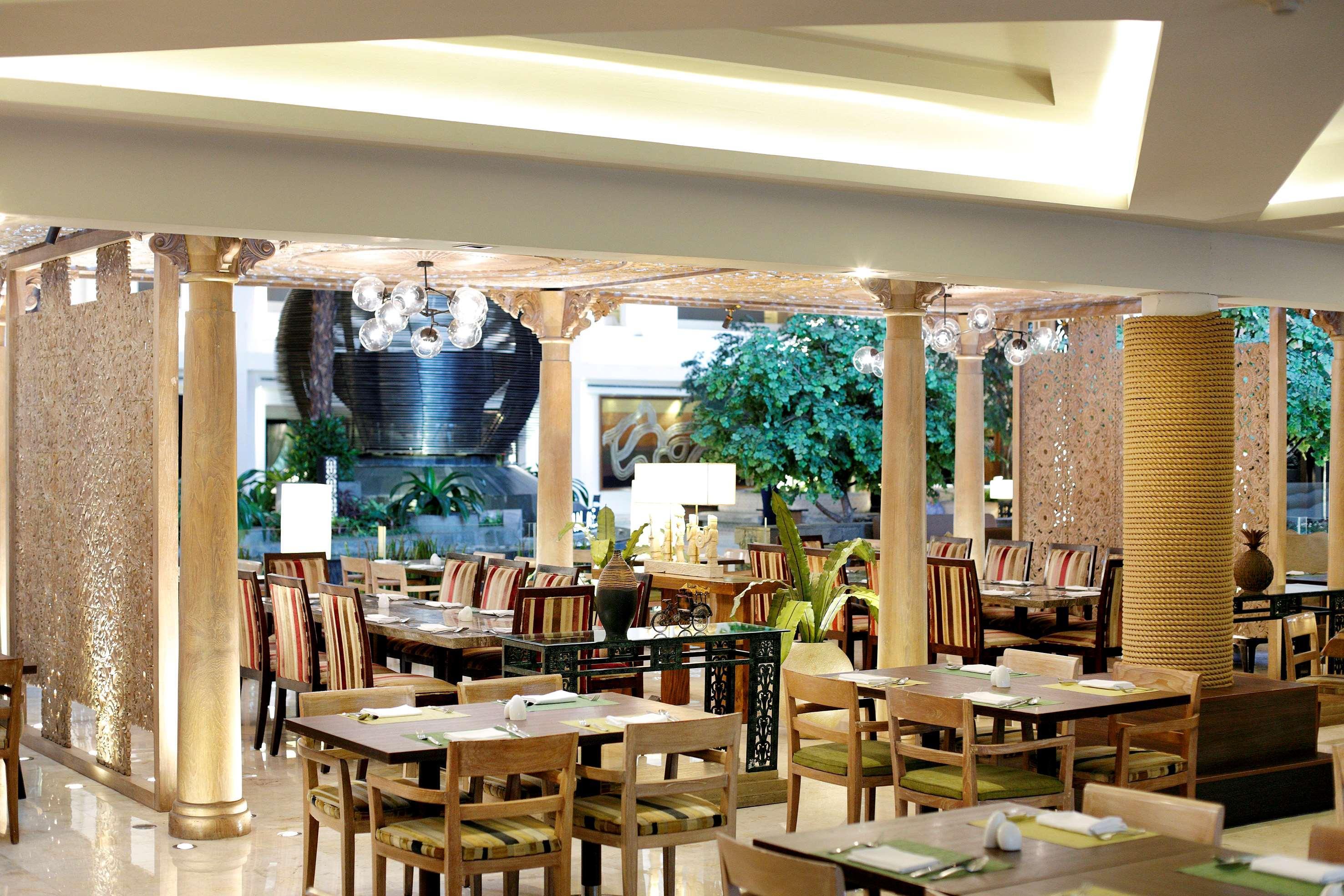 Khách sạn Gran Melia Jakarta