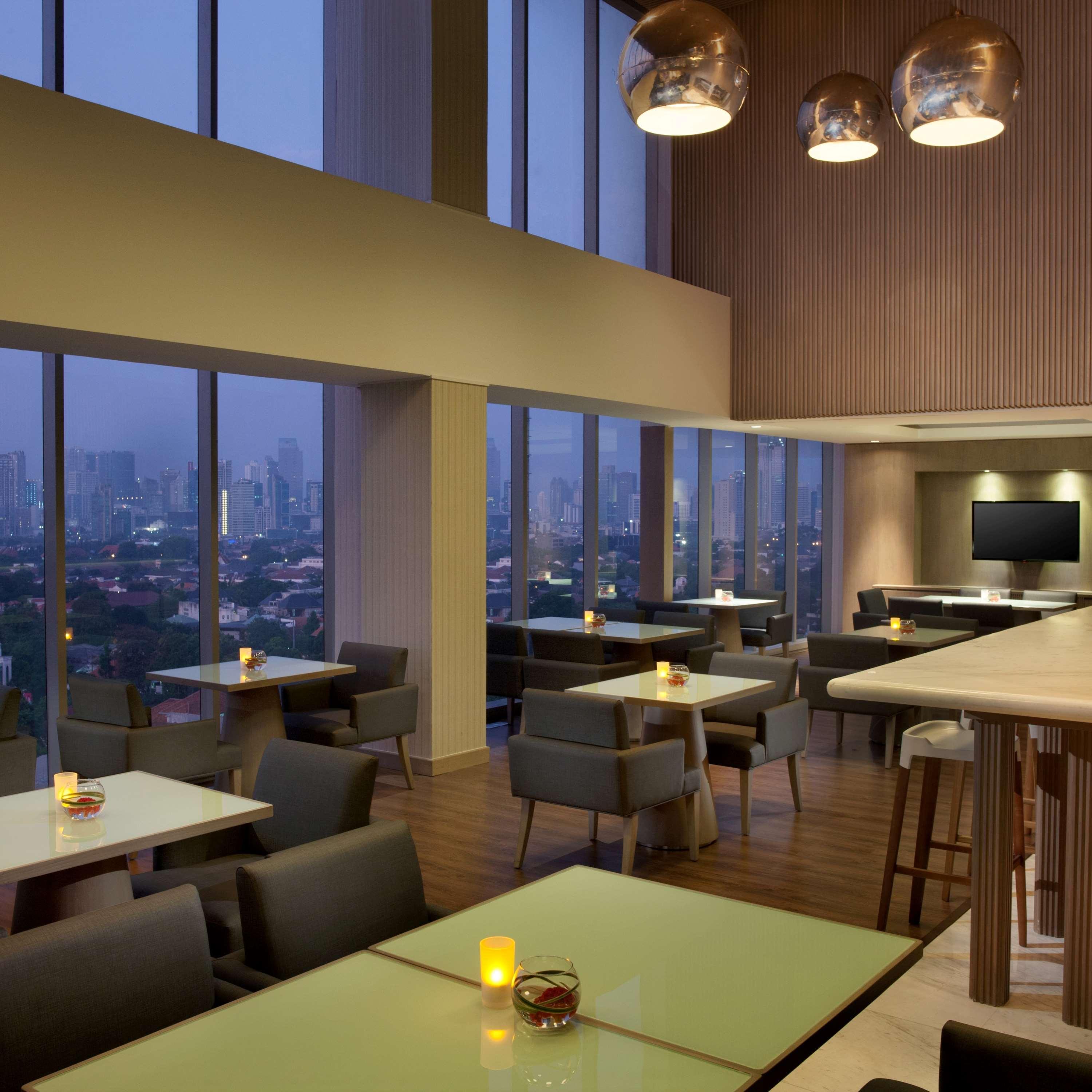 Doubletree By Hilton - Diponegoro Hotel