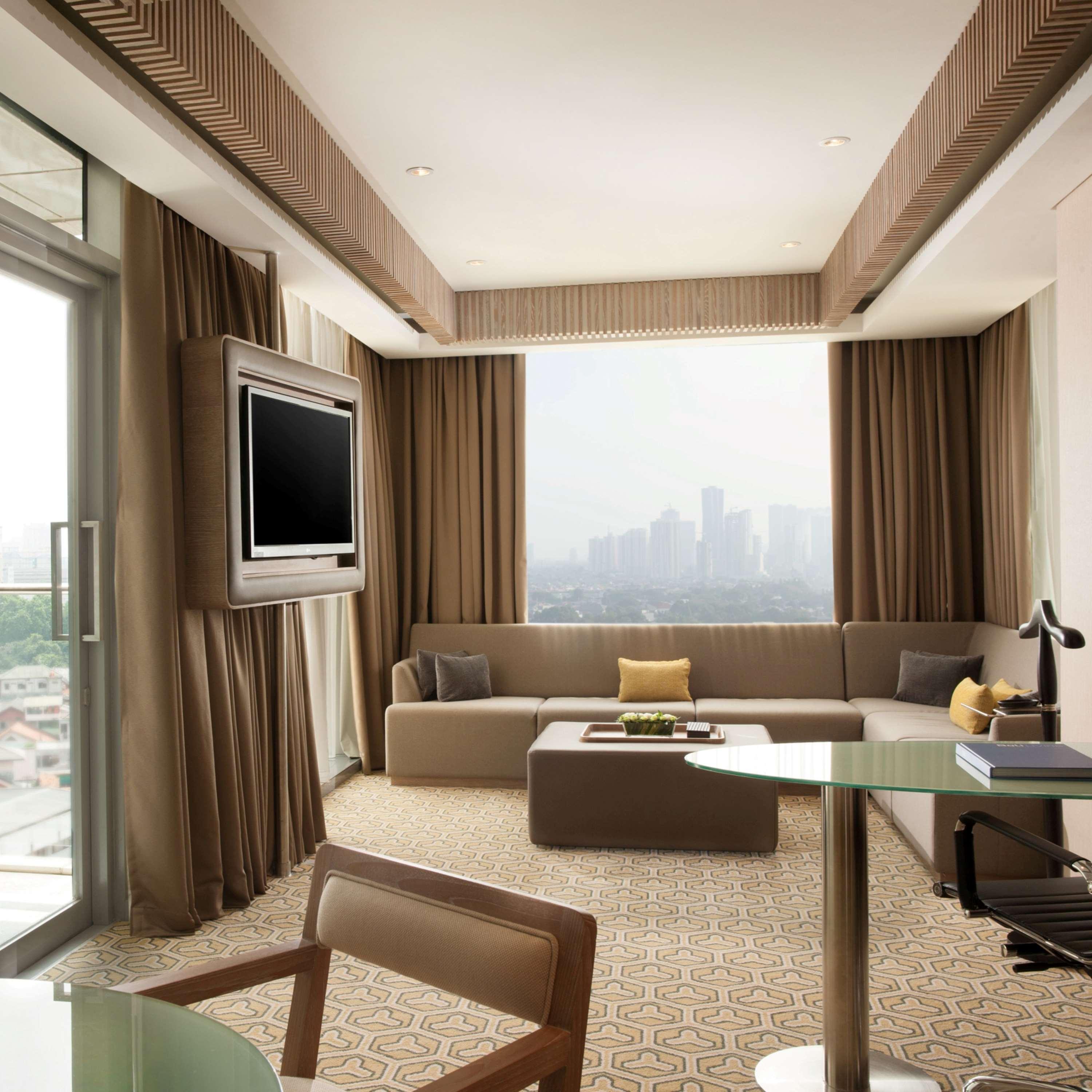 Hotel Doubletree By Hilton - Diponegoro