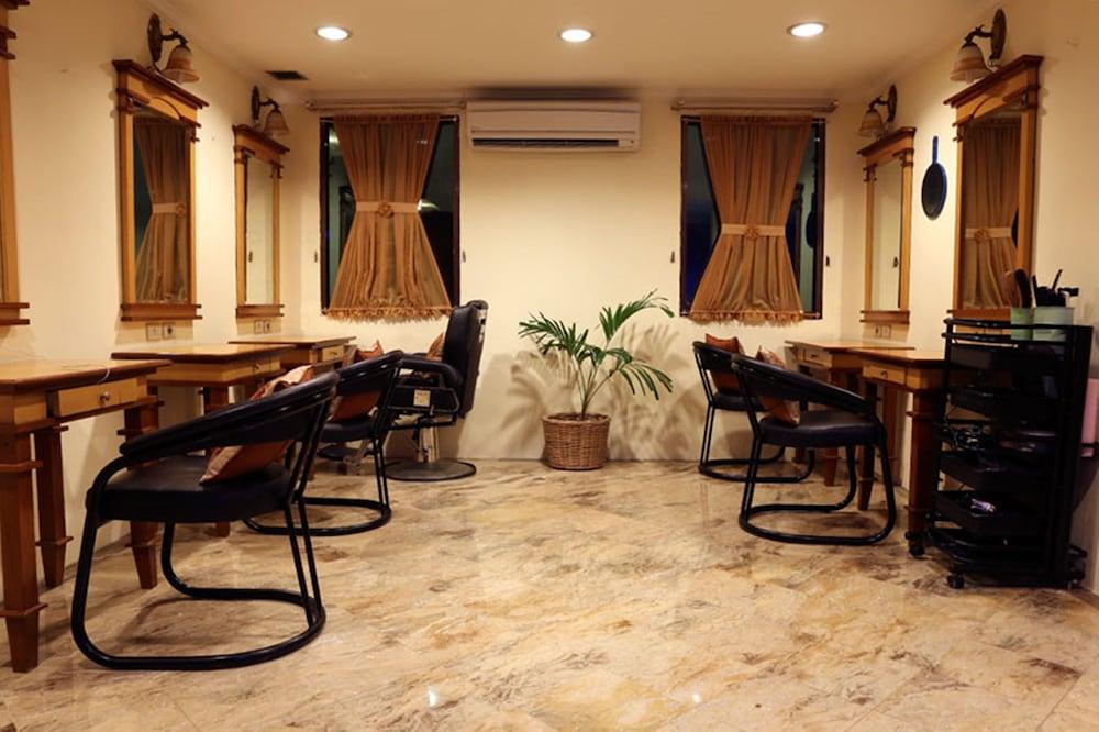 Hotel Mega Anggrek Slipi Jakarta