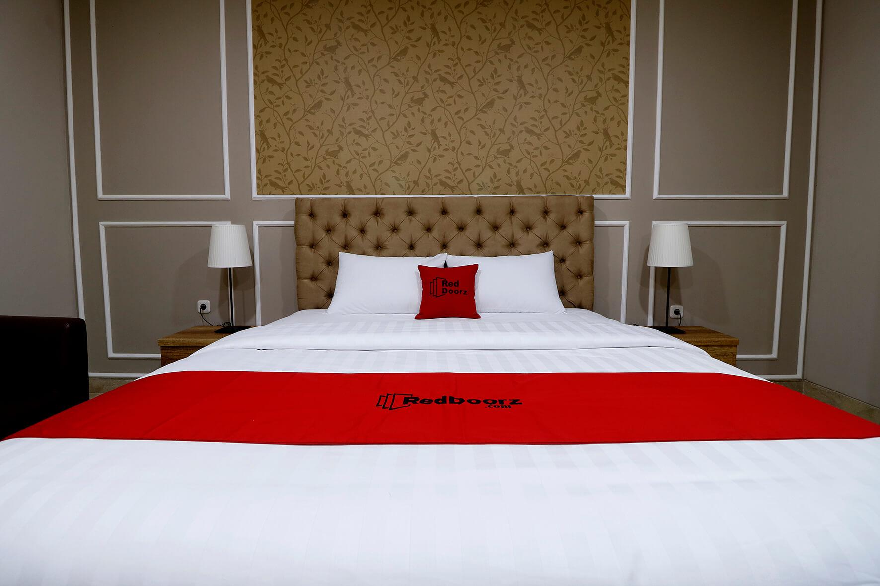 Reddoorz Premium Near Rs Indah 3* Jakarta