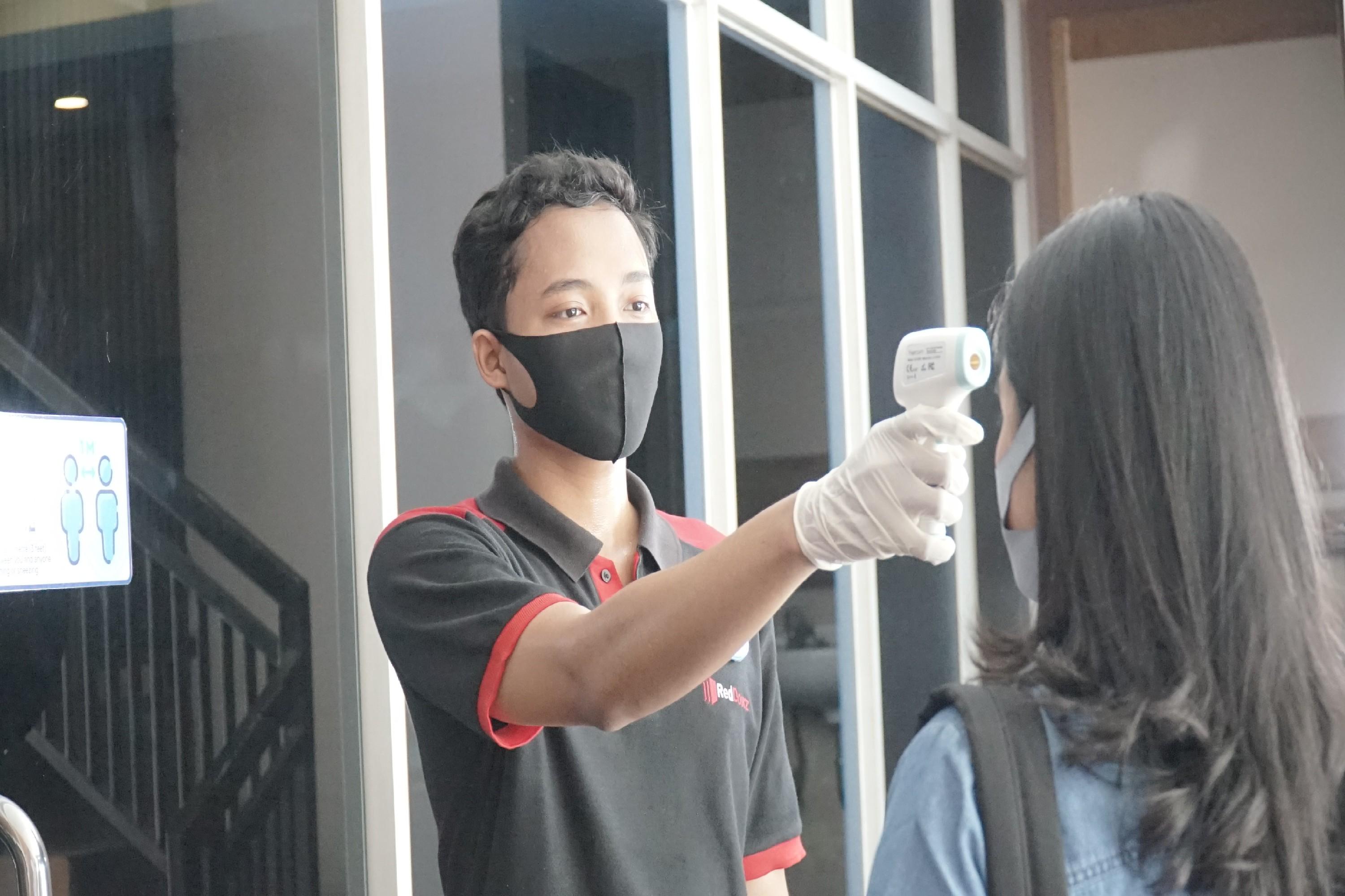 Reddoorz Premium Near Rs Indah