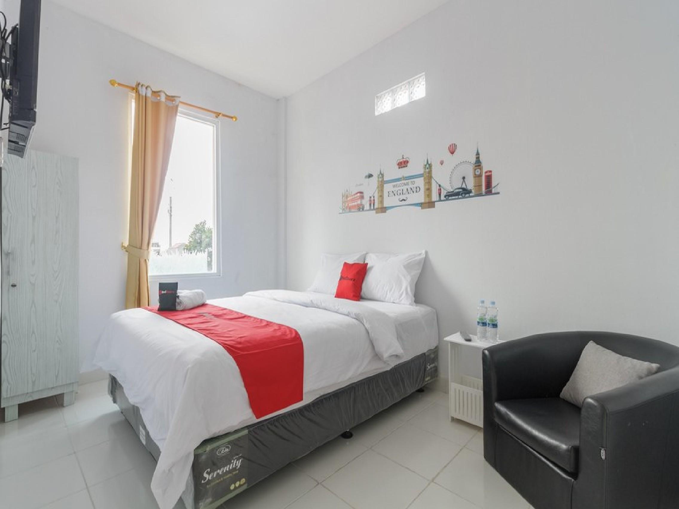 Reddoorz Near Taman Rasuna Menteng Nhà khách