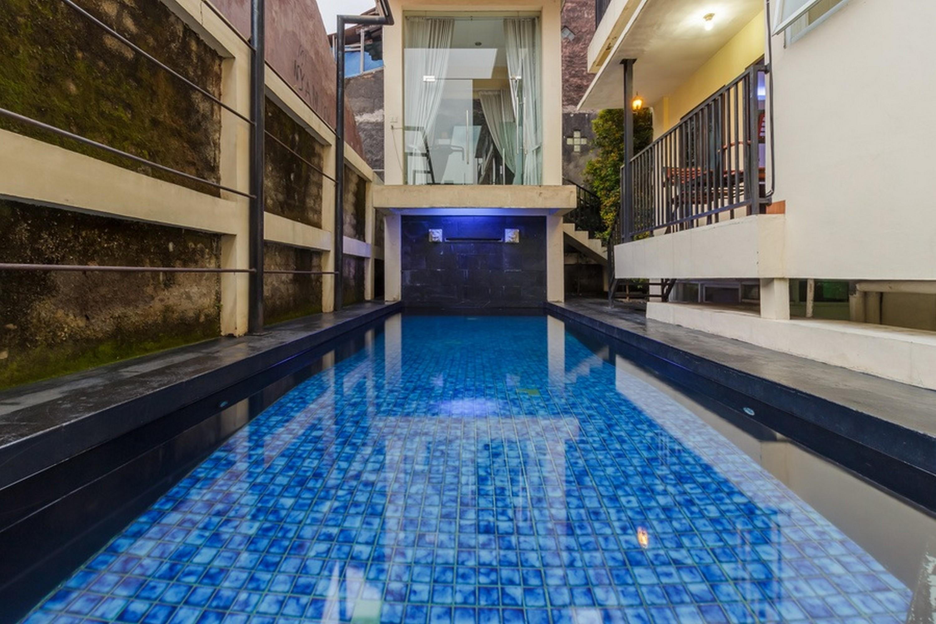 Reddoorz Premium @ Ampera Raya 2 Rumah tetamu