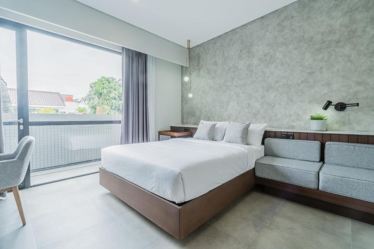Hotel 107 House Kalibata Syariah 2*