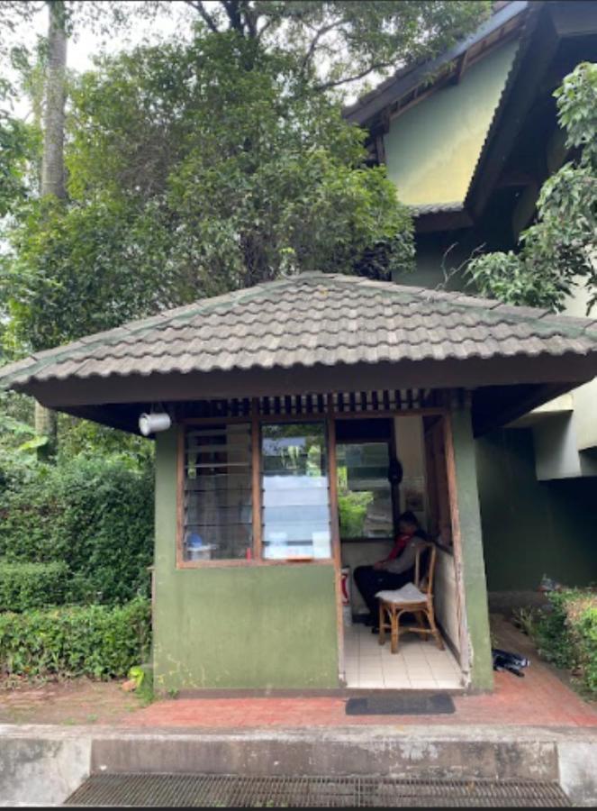 Tirta Sentosa Khách sạn 3*