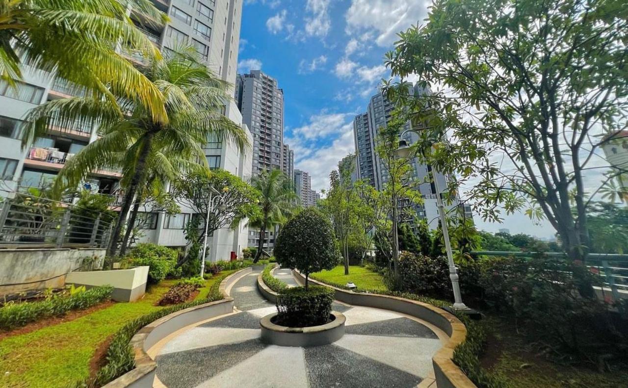 Luxury Oasis Staycation In South * Jakarta