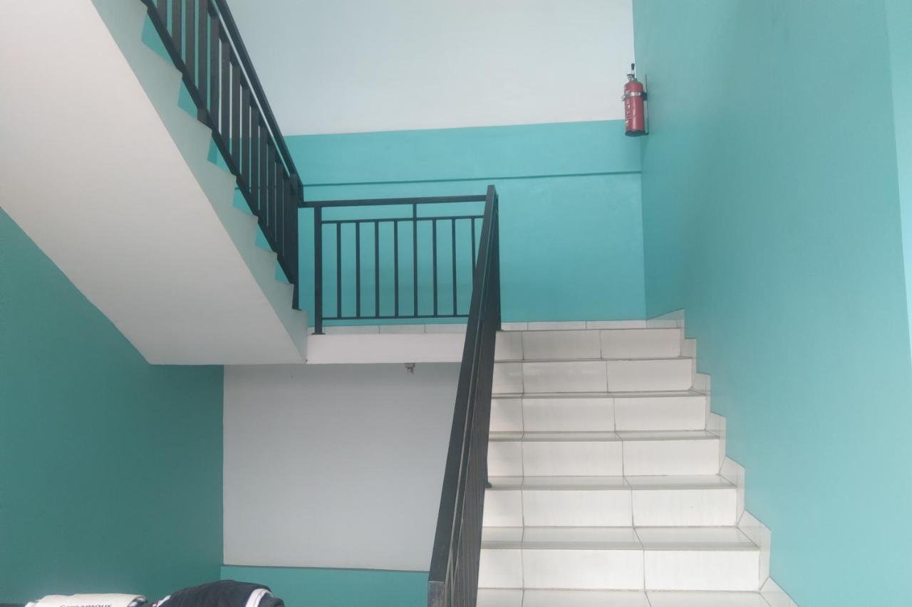 Oyo 93092 Griya Kuningan Hotel