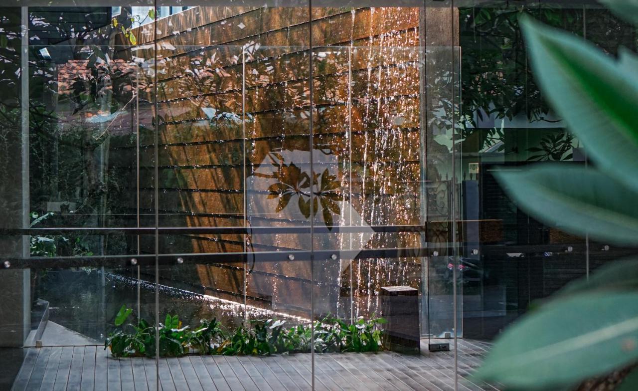 Miers Kuningan, Artotel Curated Hotel