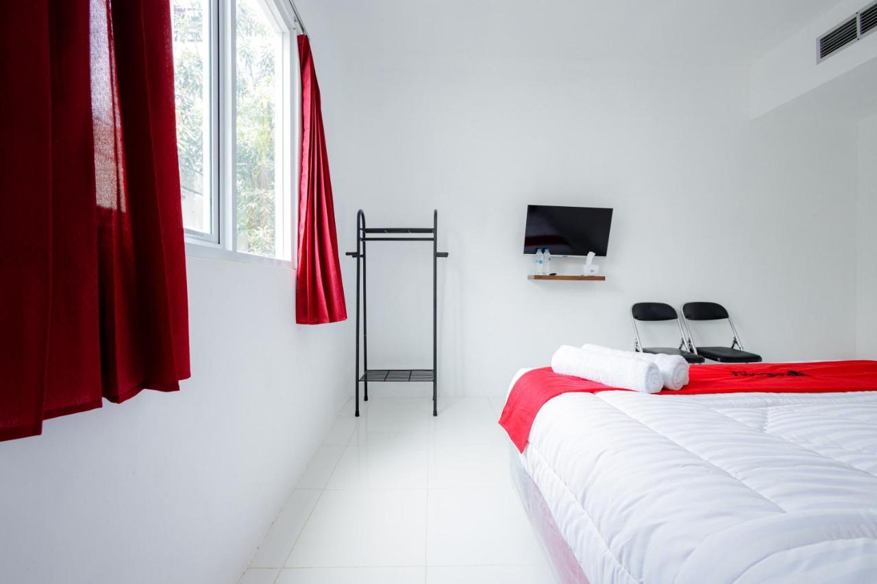 Reddoorz Near Jalan Cikini * Jakarta