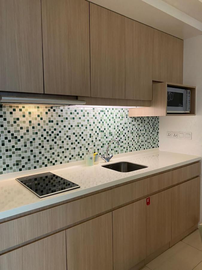 1 Bedroom Executive At The H Tower Kuningan By Lorenso *
