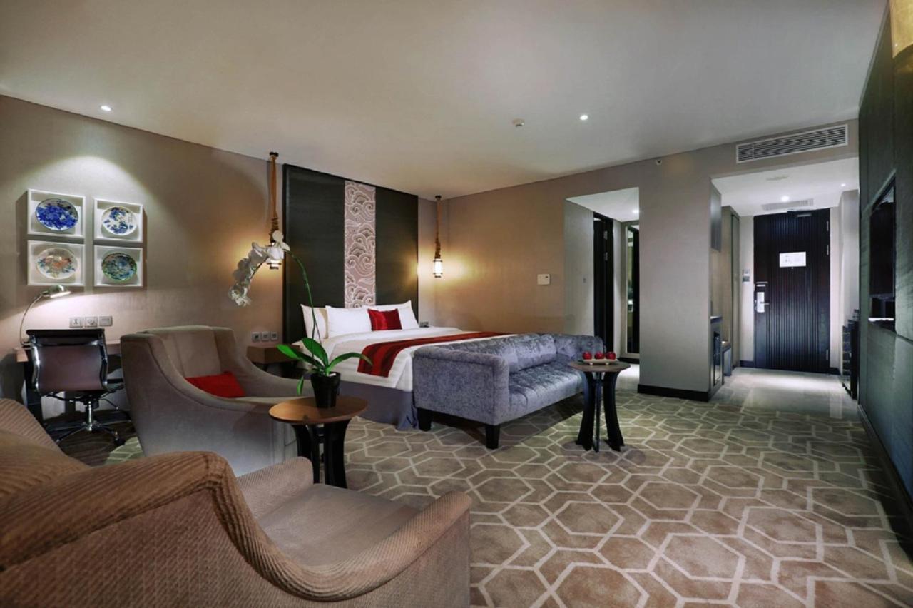 Aston Priority Simatupang And Conference Center Hotel Jakarta