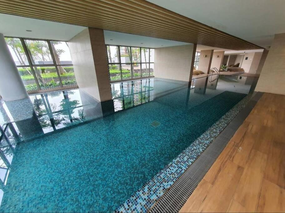 Apartment Gold Coast Pik Sea View 2 Br Jakarta
