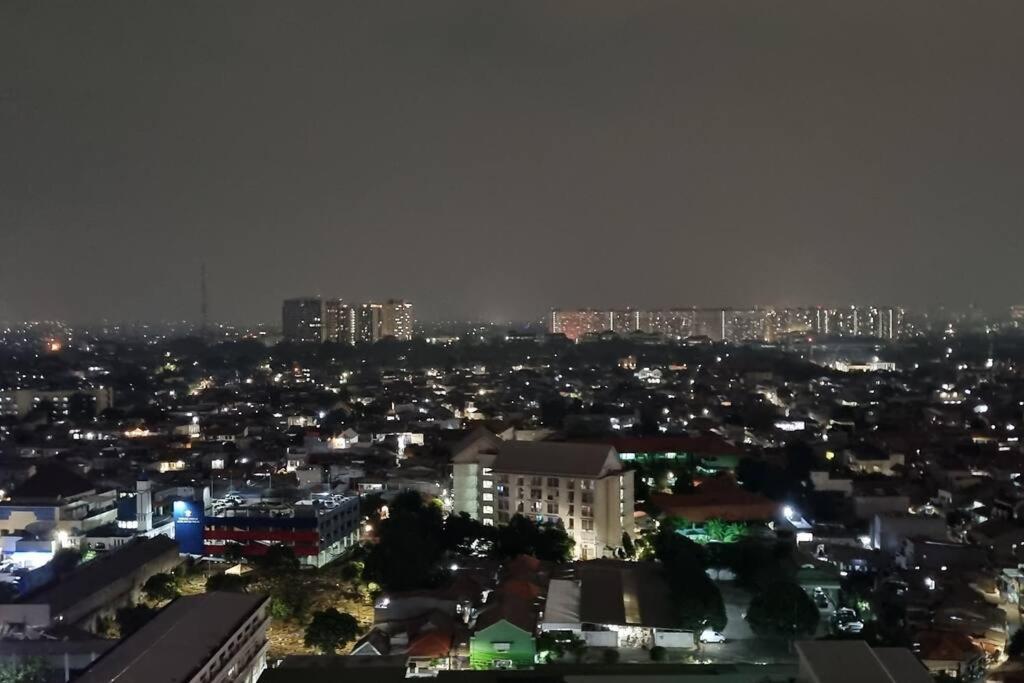 Signature Park H3r1 W/ Wi-fi & Netflix *