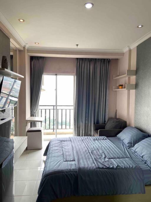 Signature Park H3r1 W/ Wi-fi & Netflix * Jakarta