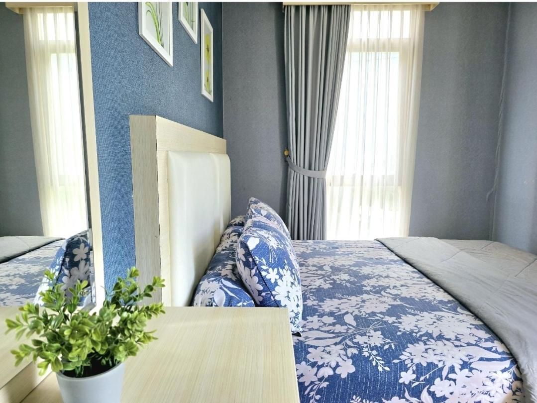 Apartment Pejaten Park Biru 2 Bedroom With Swim Pool, Bathub And Wi-fi *