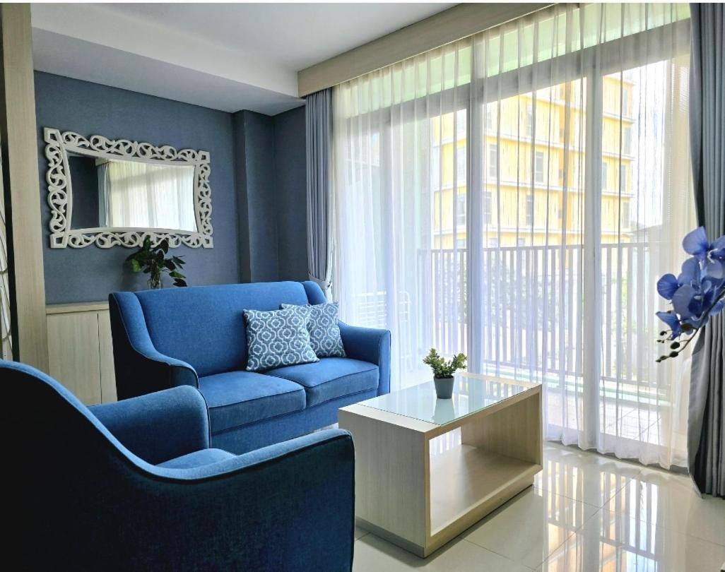 Pejaten Park Biru 2 Bedroom With Swim Pool, Bathub And Wi-fi