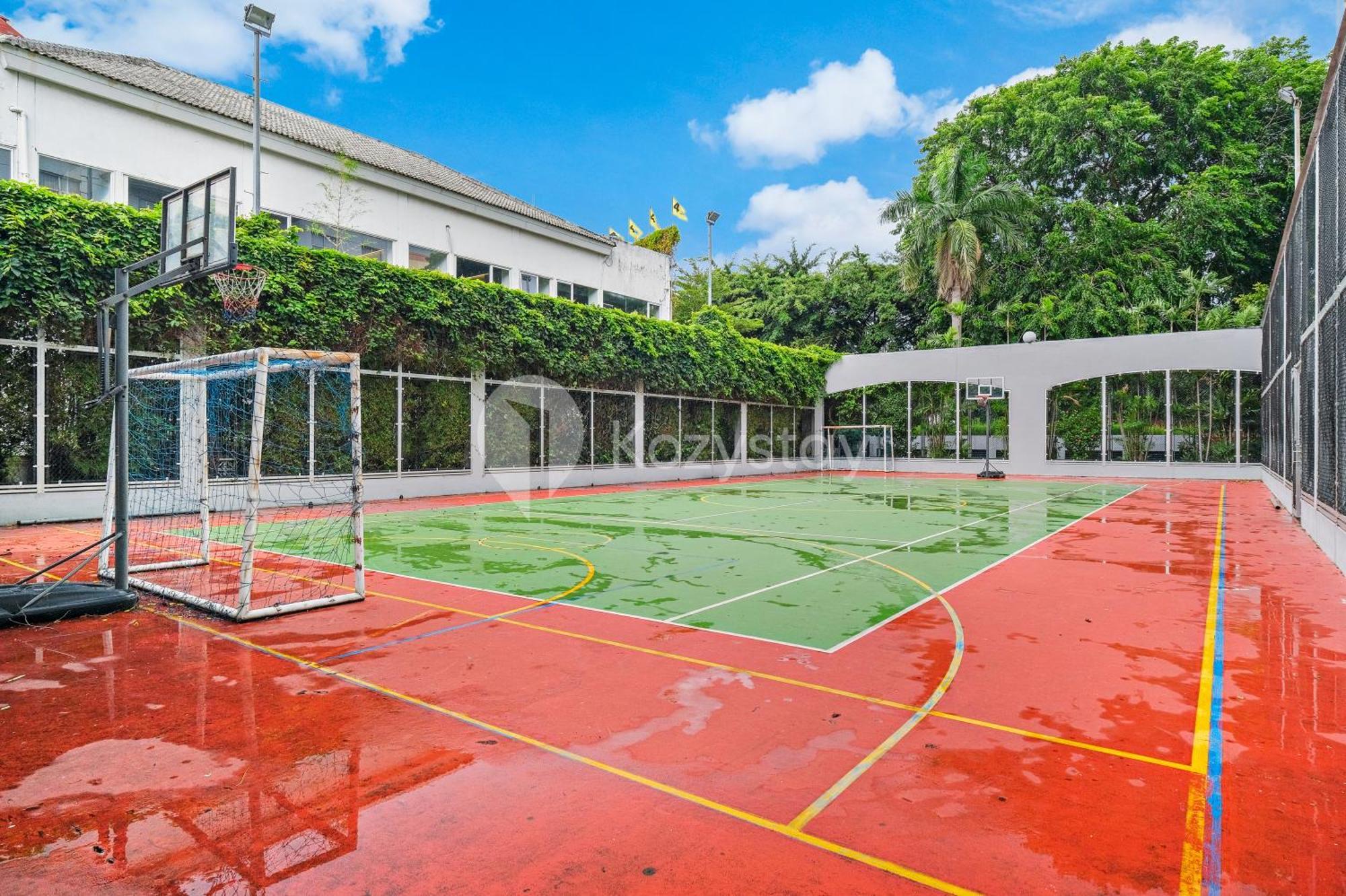 Apartment Sovrana By Kozystay - Menteng *