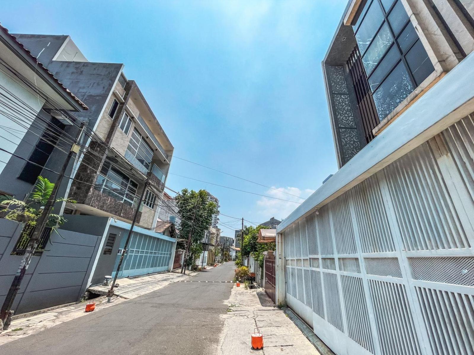 Hostel Beranda Istirahat Grogol Jakarta