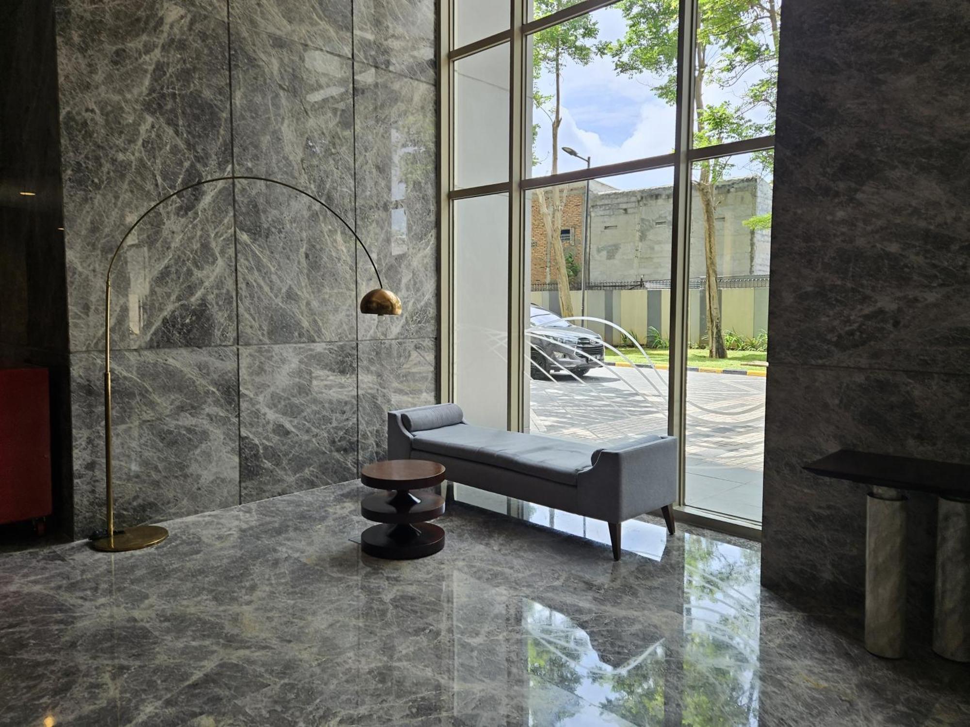 Căn hộ 3br Flat In Taman Anggrek *
