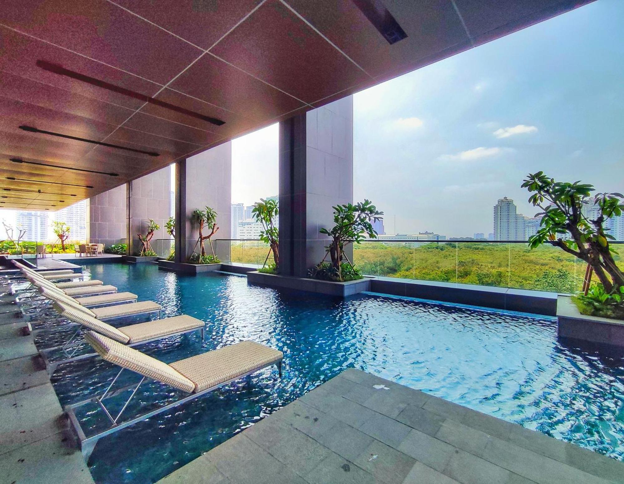 Apartment Brand New 2br Apt Menara Jakarta, Jkt Inter Expo Jakarta