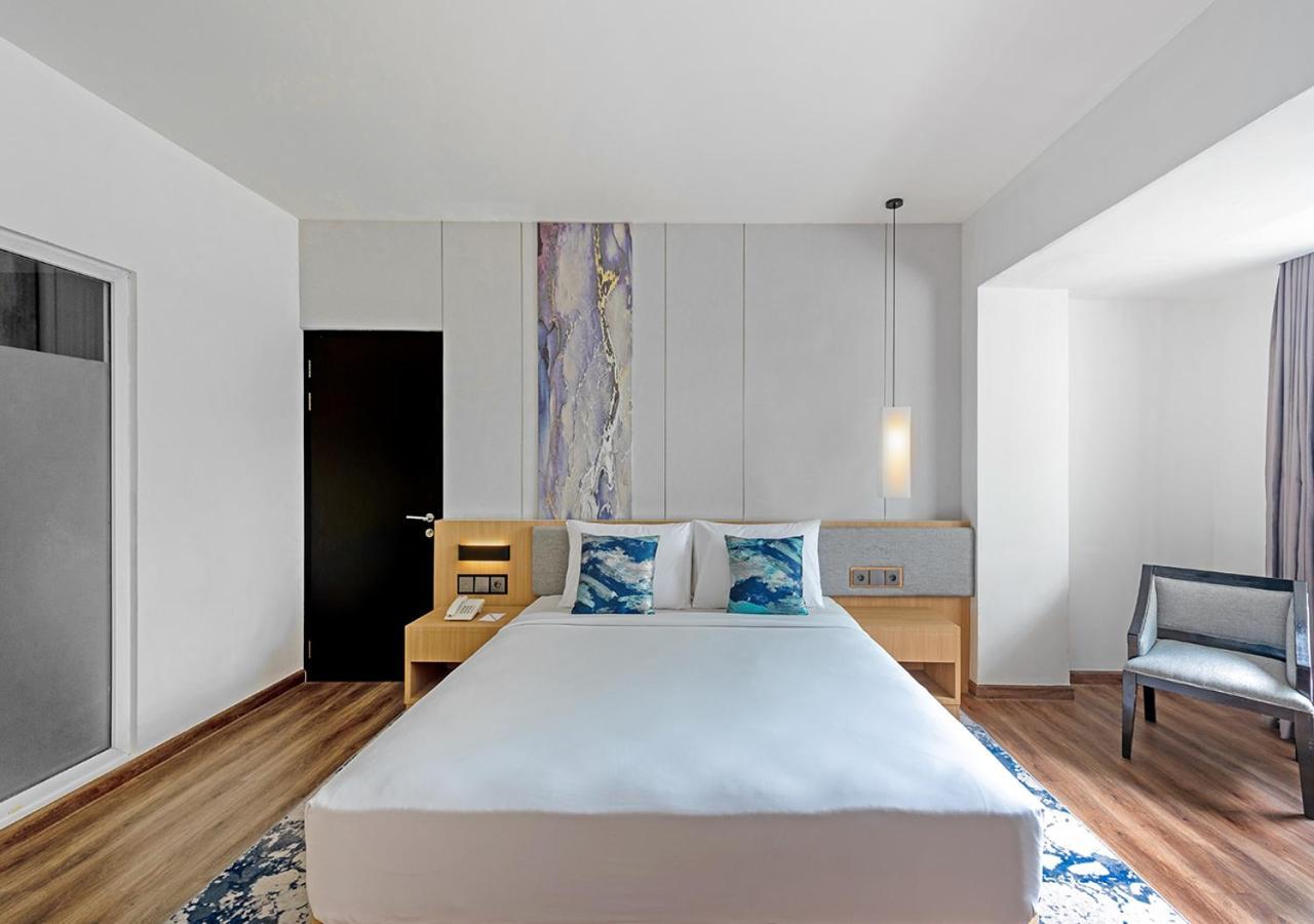 Oakwood & Taman Mini Hotel Jakarta