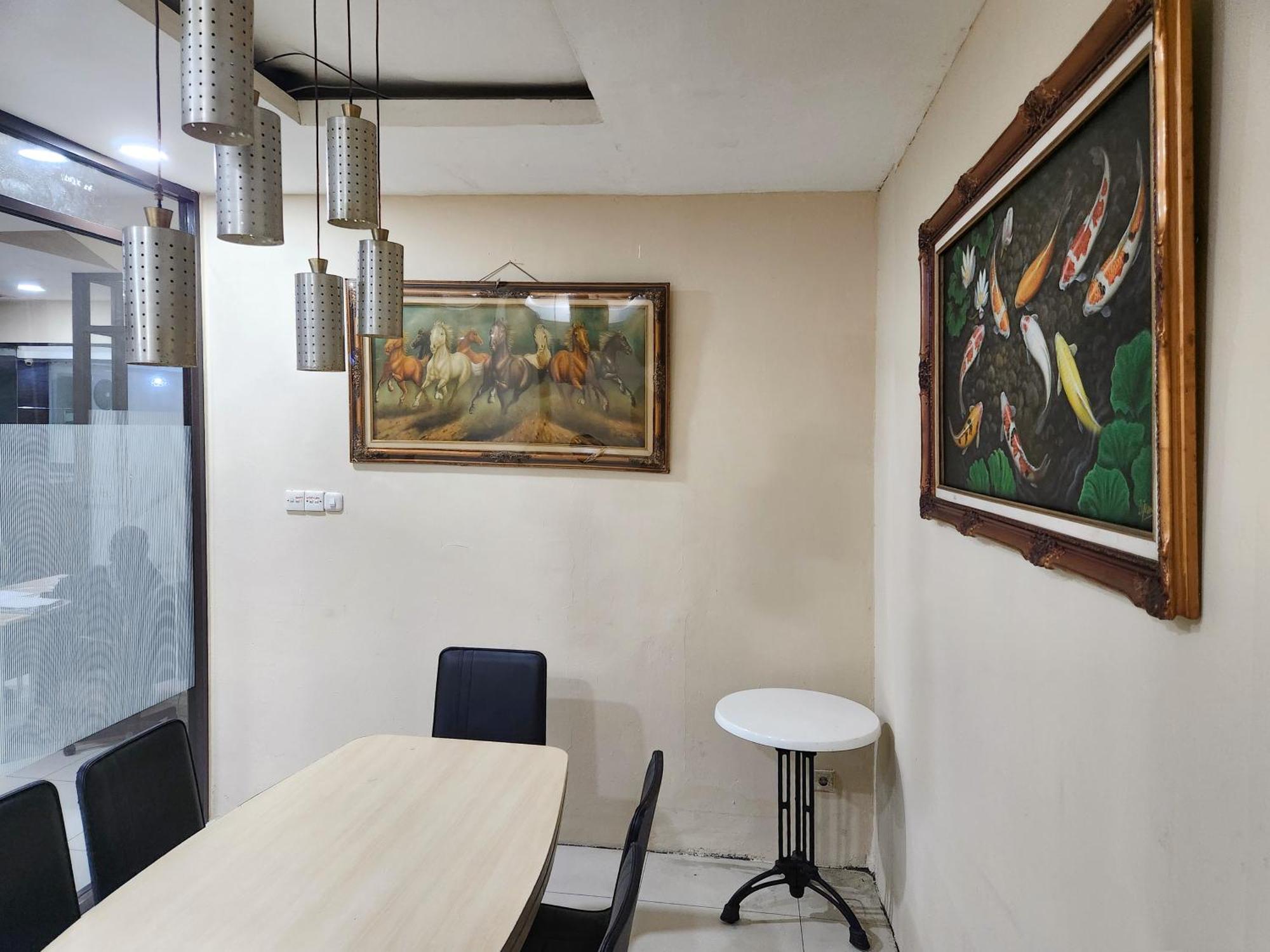 Hotel Joker & Jakarta