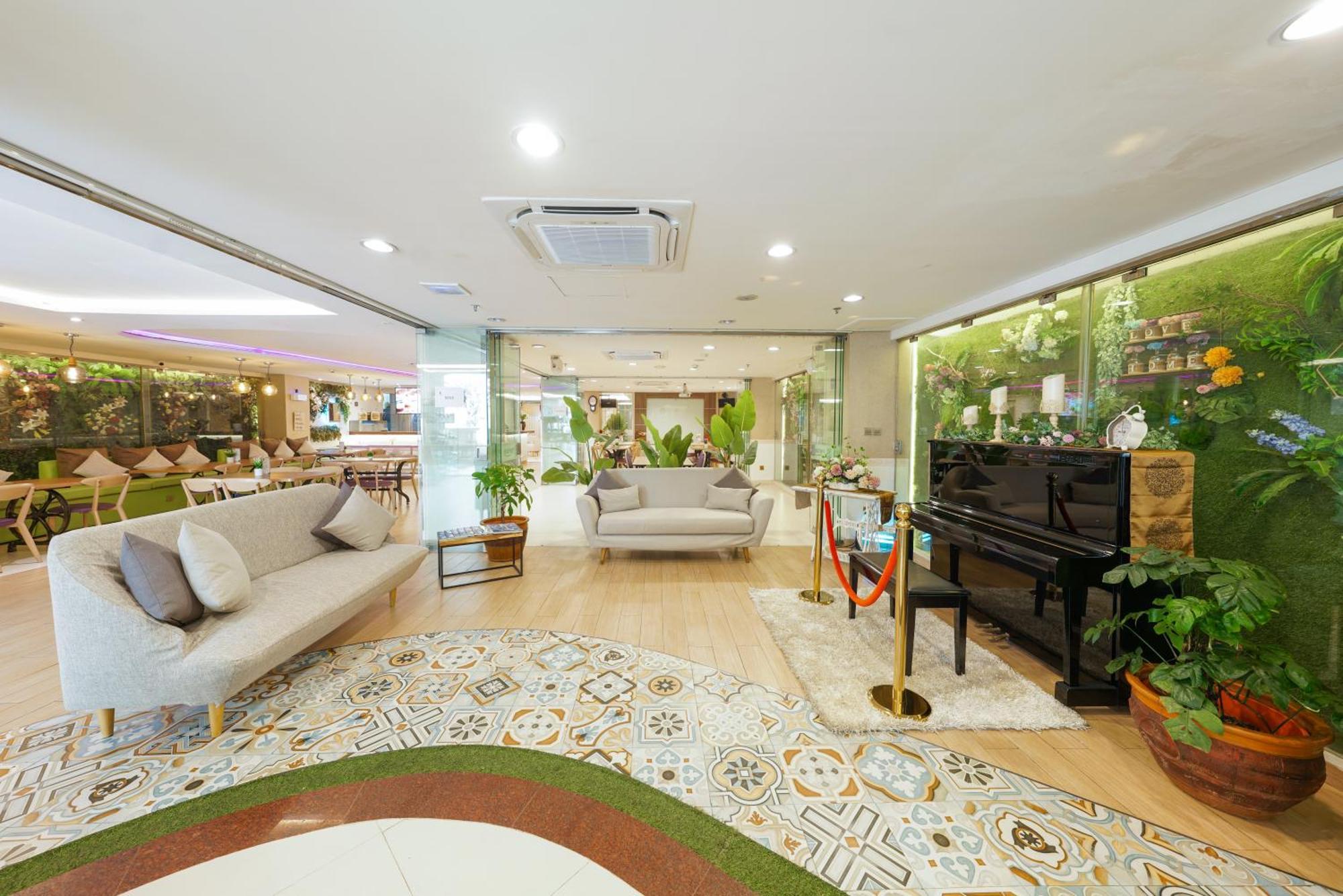 Heef Hotel 3*