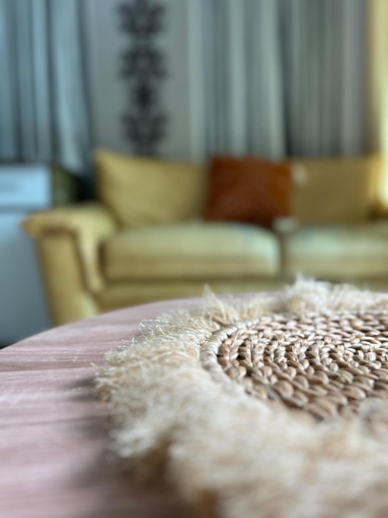 Luxe Living @central Park Apartment *