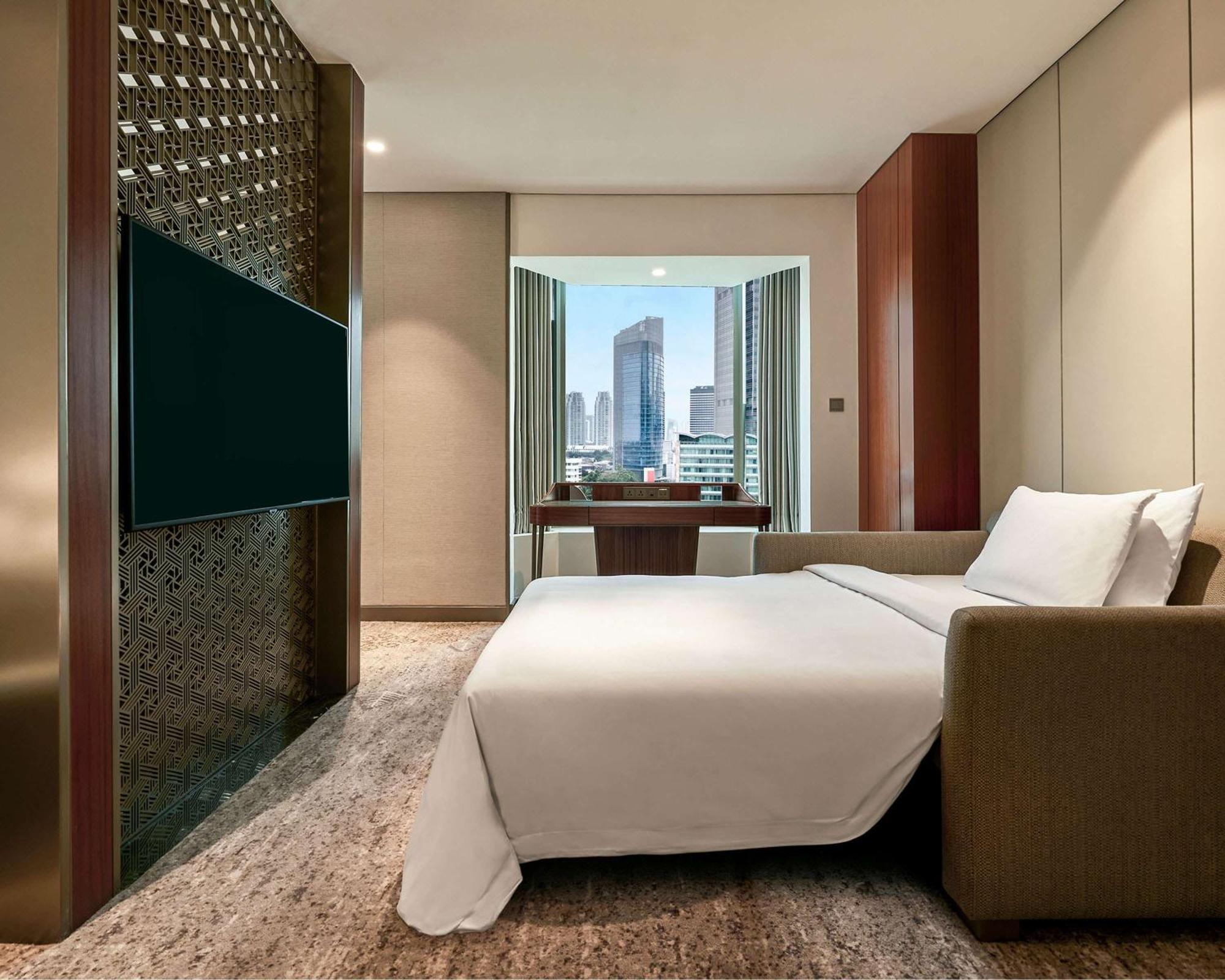 Grand Hyatt Hotel 5*