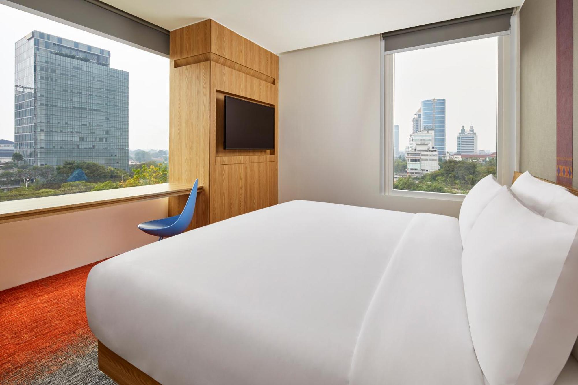 Hotel Aloft South 4*