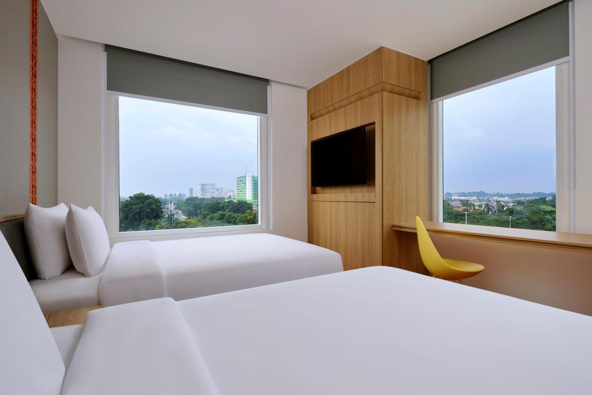 Aloft South Hotel