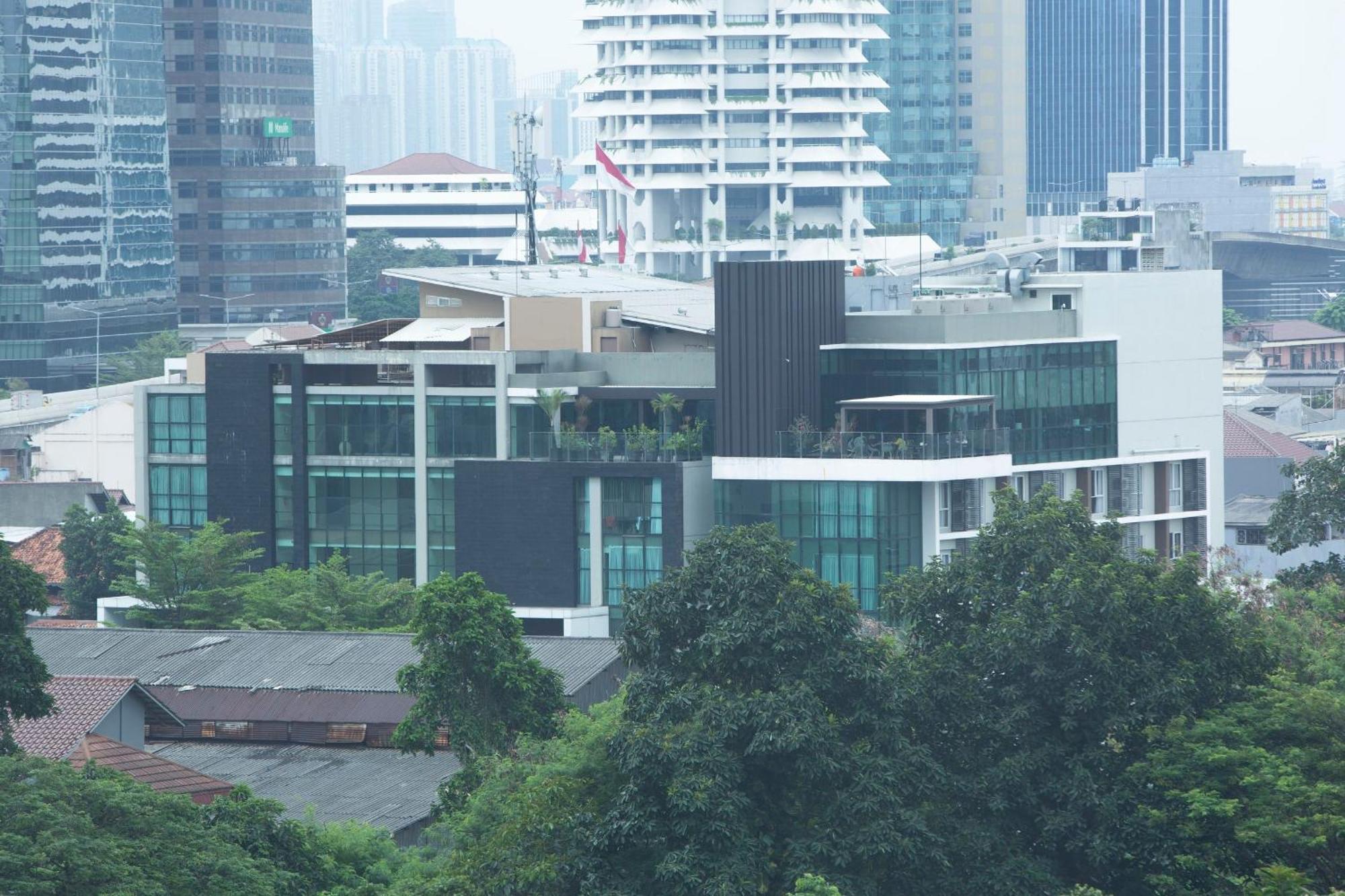 Avissa Hotel 3*