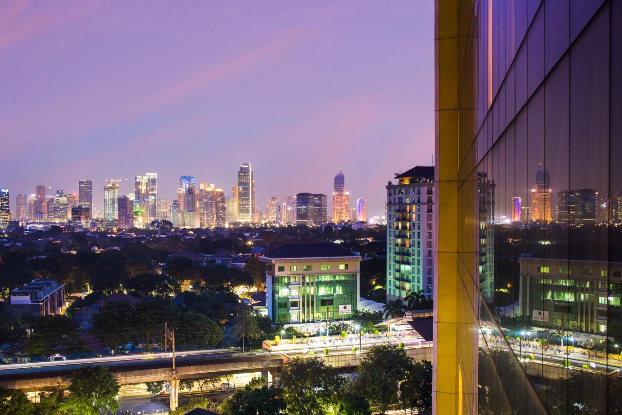 Hotel Doubletree By Hilton - Diponegoro