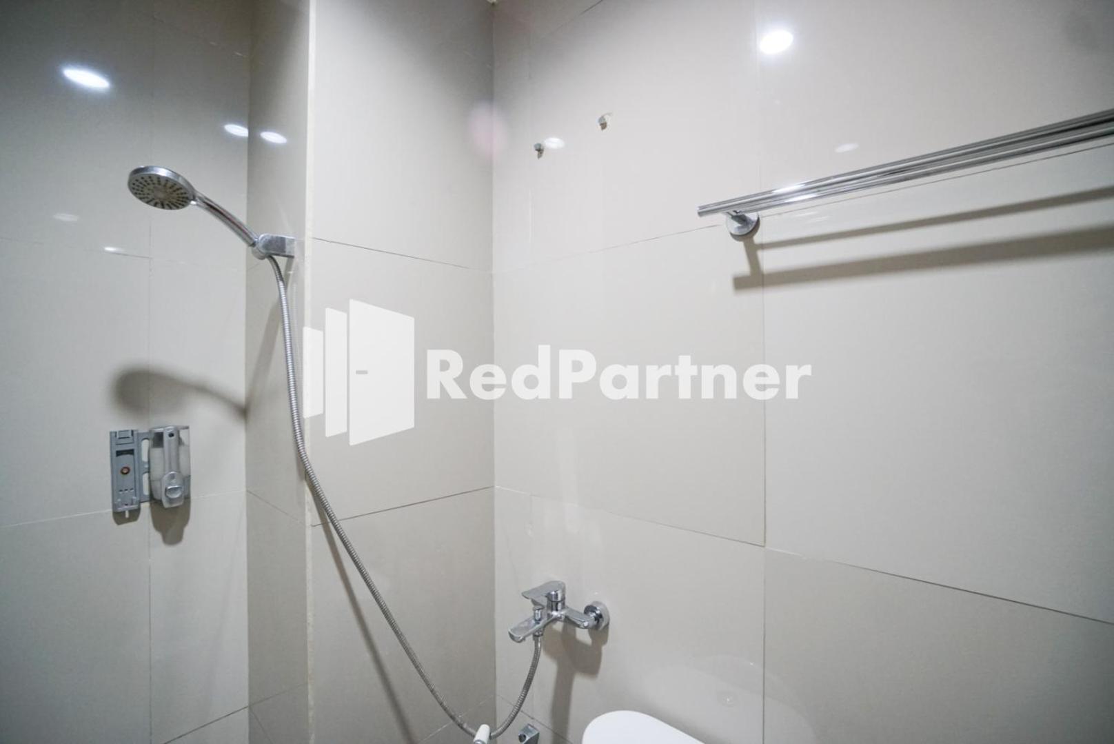 Indah Syariah Mitra Reddoorz 2* Jakarta