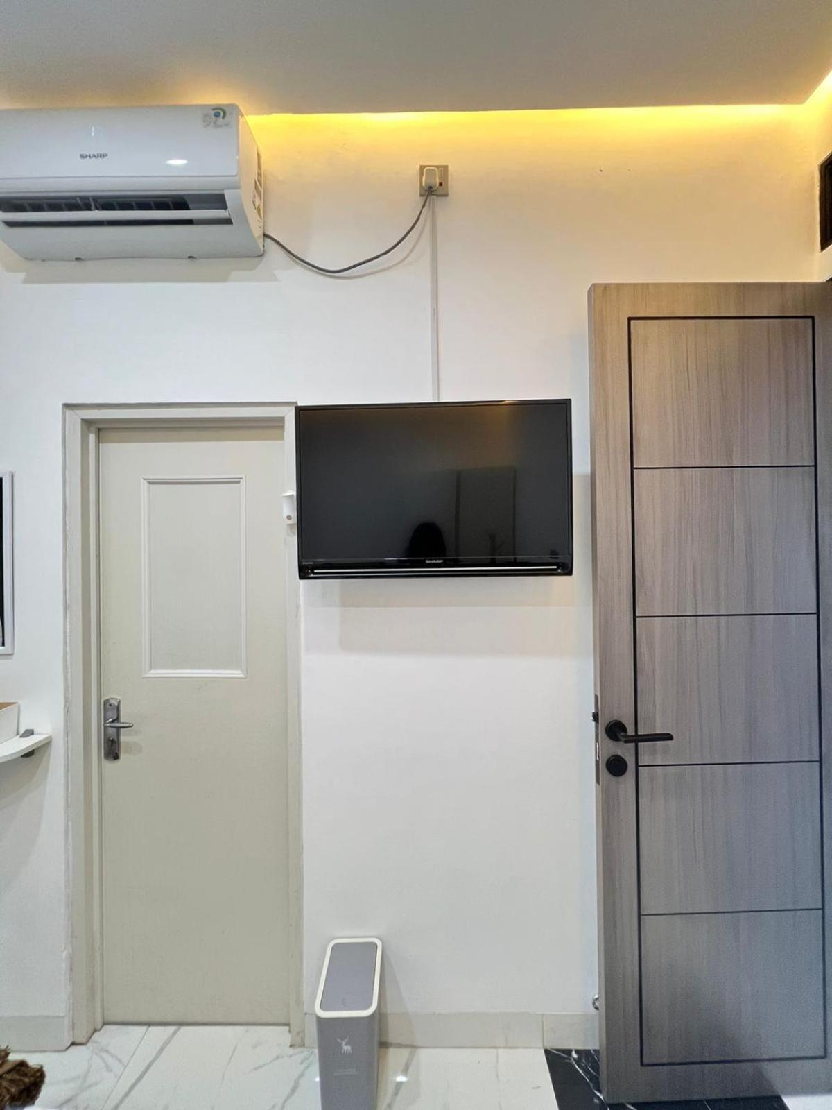 Belle's Wmr Guest house Jakarta