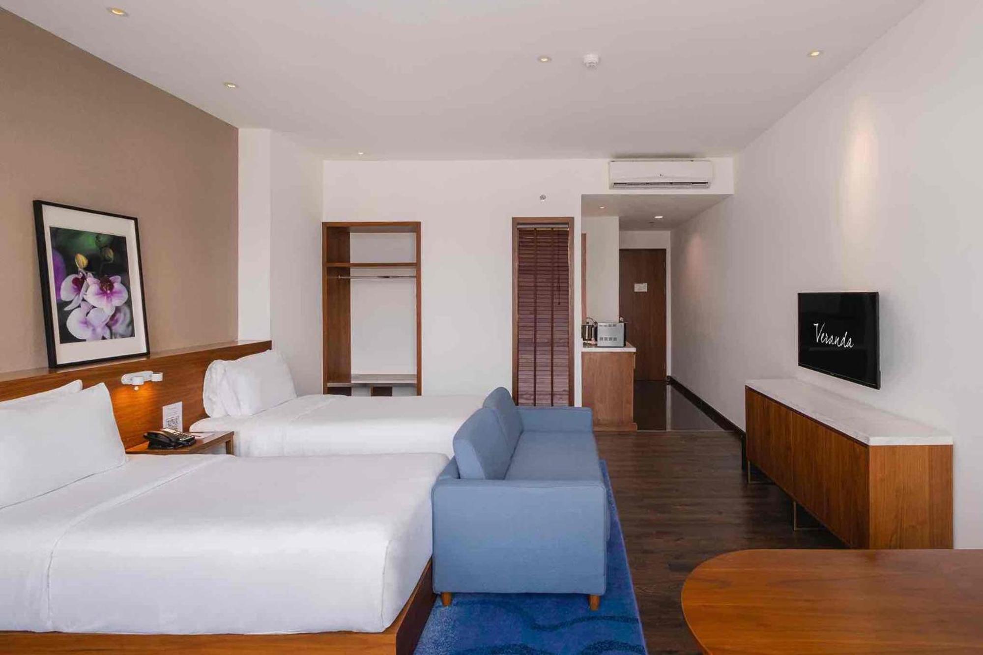 Veranda Serviced Puri Jakarta