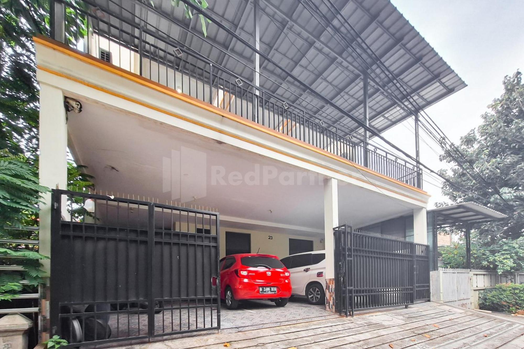 Hotel Joy At Pulomas Redpartner Jakarta