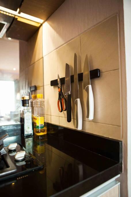 Scandi Style Flat In Jakarta, Gym & Pool Căn hộ Jakarta