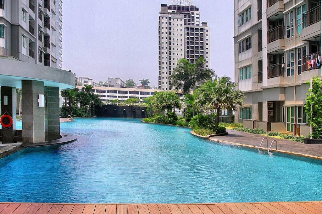 Căn hộ Scandi Style Flat In Jakarta, Gym & Pool Jakarta