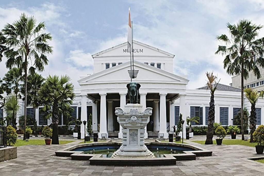 Scandi Style Flat In Jakarta, Gym & Pool Jakarta
